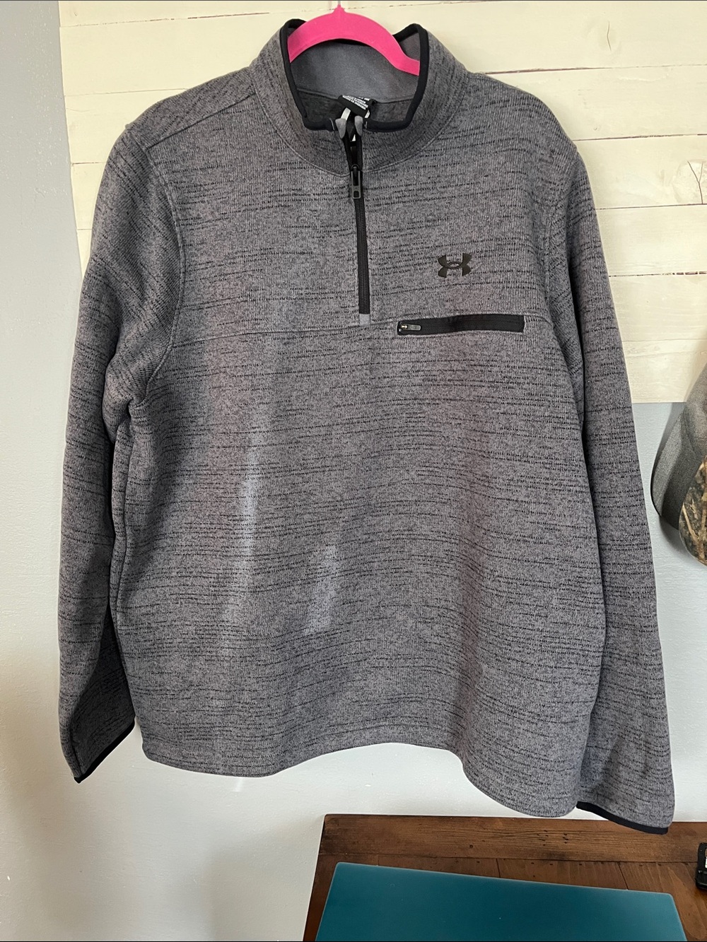 Under Armour Heather Gray Quarter-Zip Pullover loose fit